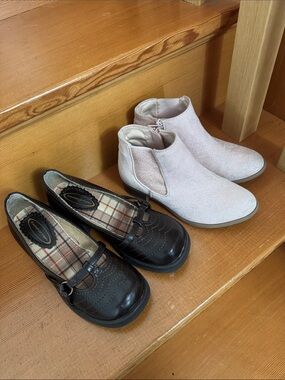 2 pair girls size 1 shoes